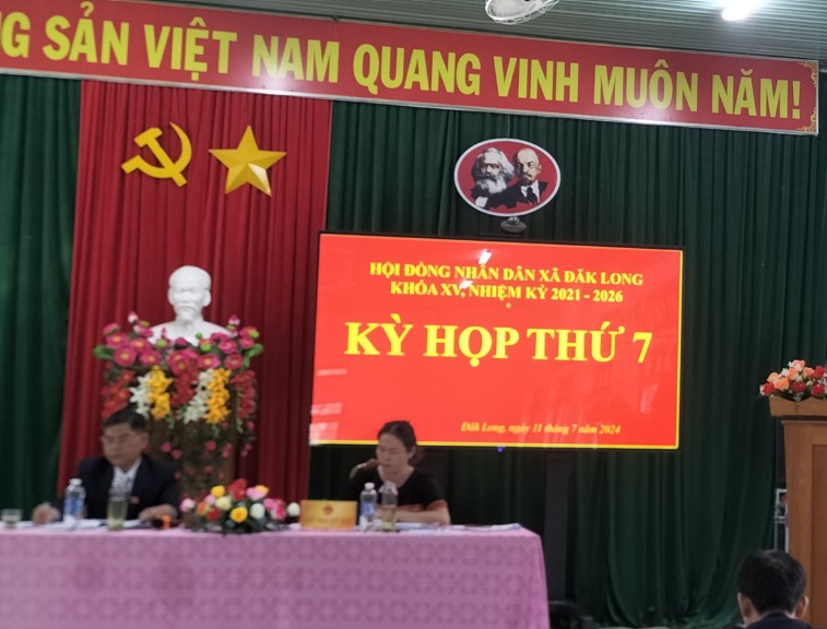 Ngày 11/7/2024 HĐND xã khoá XV, nhiệm kỳ 2021-2026 tổ chức kỳ họp lần thứ 7